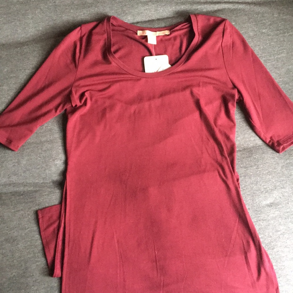 Red Wine, Hi-Low Shirt